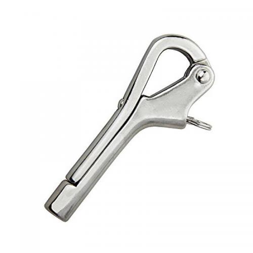 pelican hook 800x800